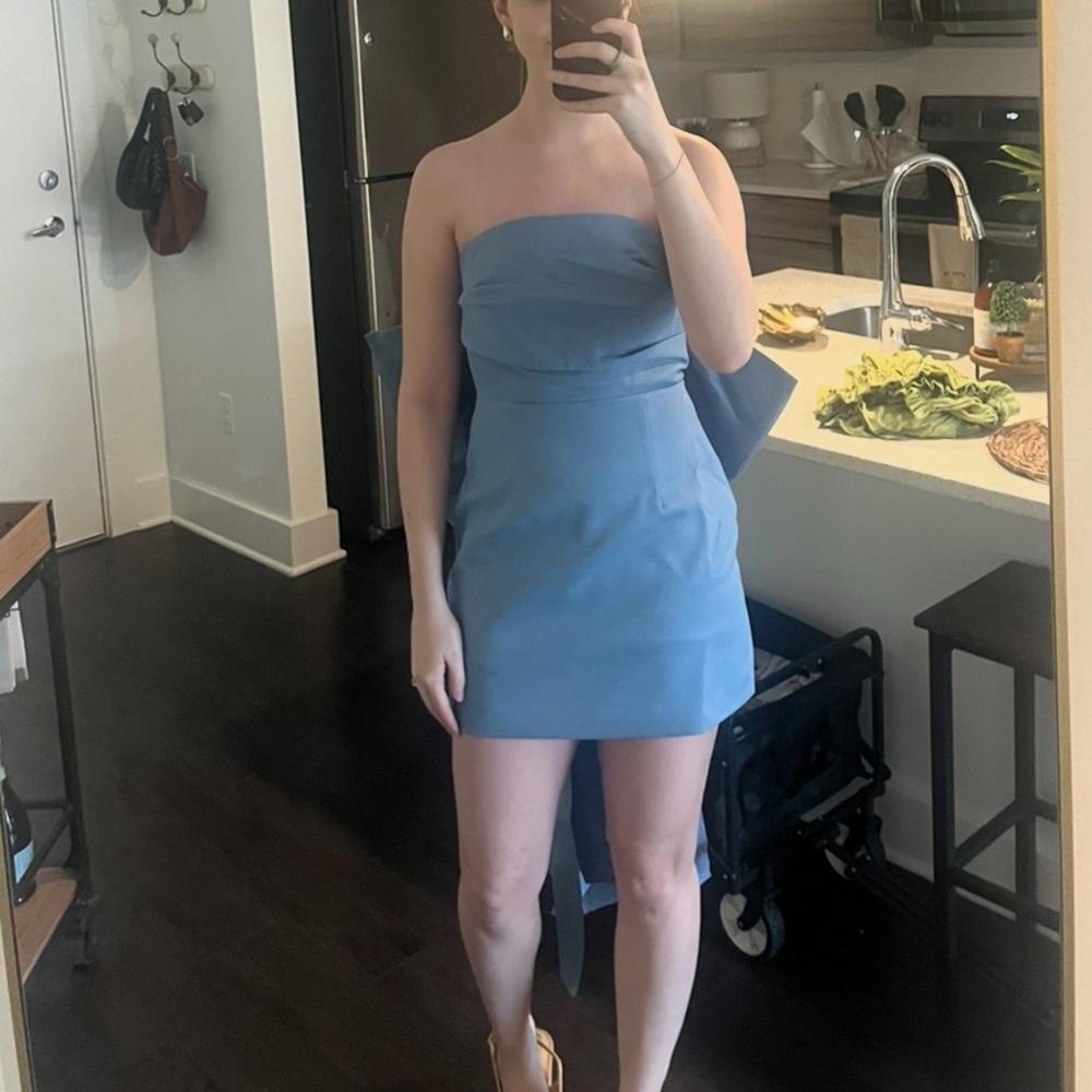 Elliatt Celia Mini Bow Dress - Picture 2 of 4